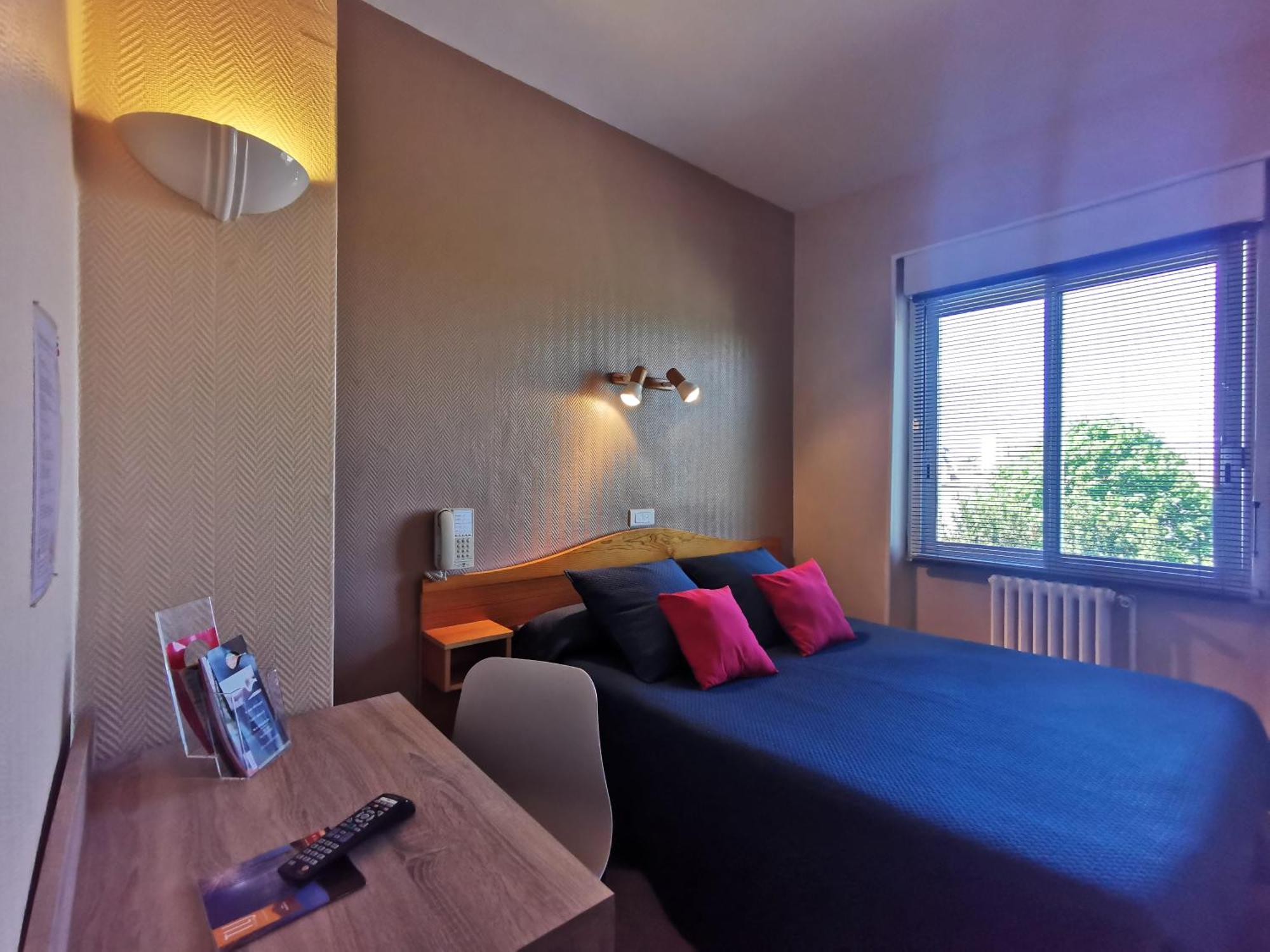 Hotel Le Pasteur Royan Exteriör bild